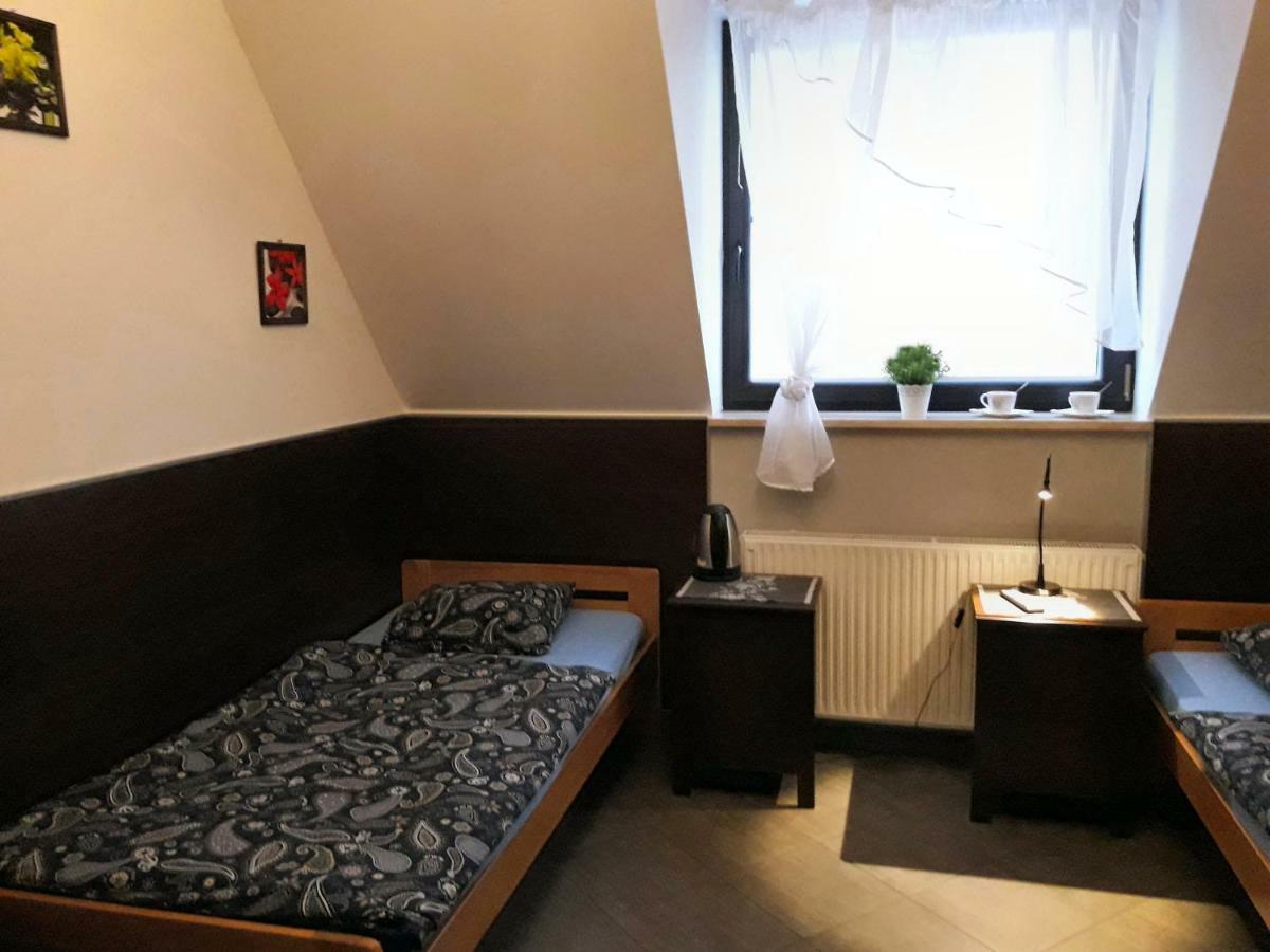 Pokoje Goscinne Z Lazienkami Przy Wroclawiu, Darmowy Parking Długotęka Eksteriør bilde